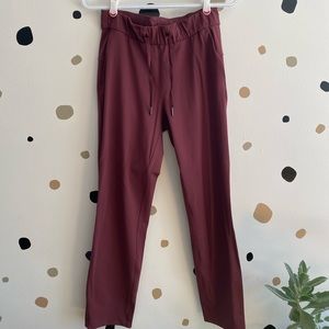 Lululemon On The Fly Pants NEVER WORN